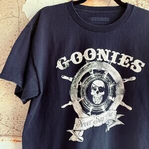 Goonies Never Say Die Graphic T Shirt Black Skull Size Large
